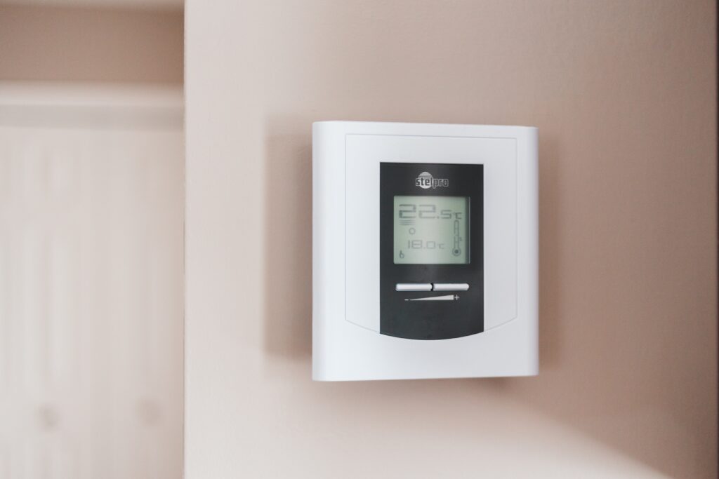 home heating thermostat